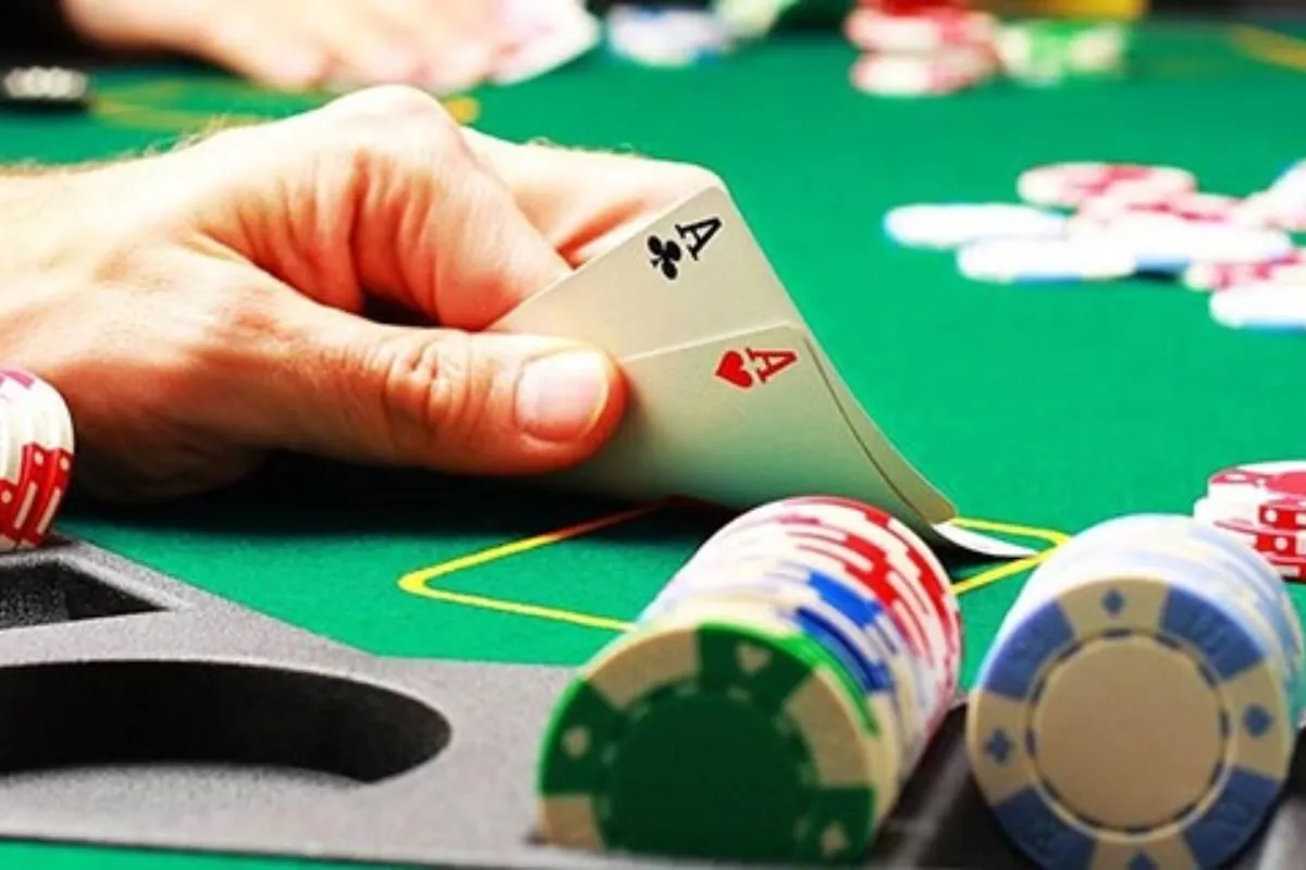 các biến thể khác nhau của game bài poker
